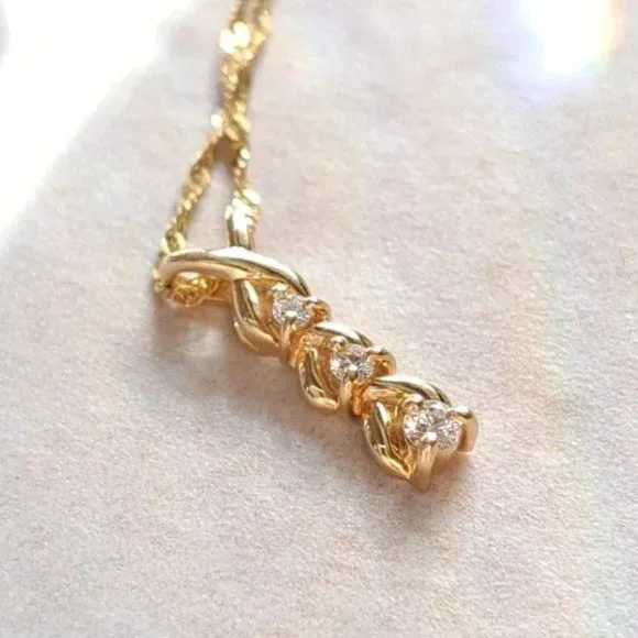 14K Gold Diamond Drop Pendant & Chain - Picture 7 of 11